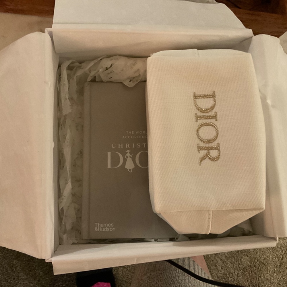 💛Custom Dior Goodie Box💛 - Picture 9 of 9